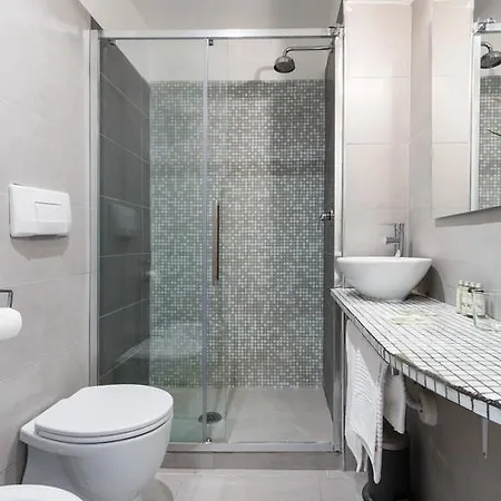 Sallustio Fine Affittacamere 3*